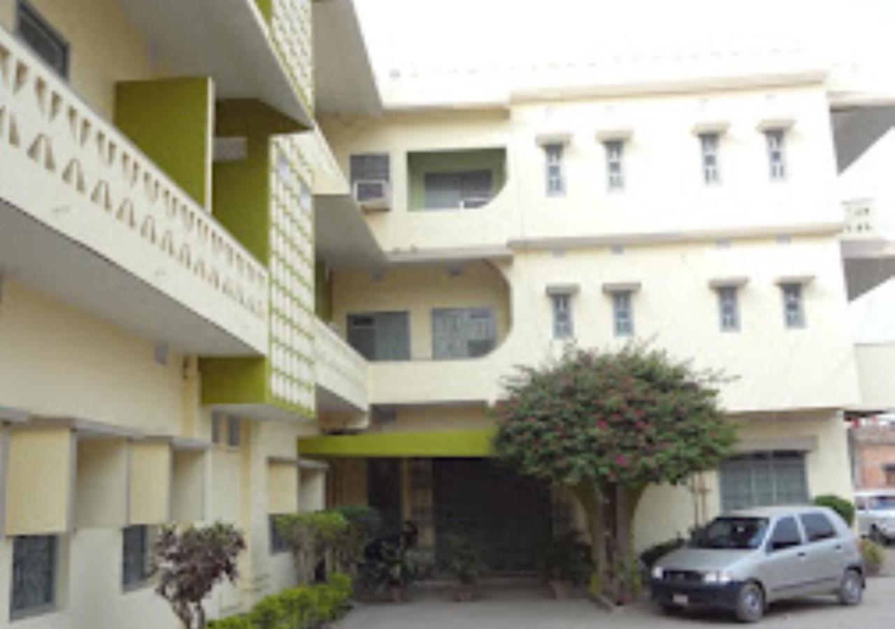 Vijieya Hotel Bihar Saharsa エクステリア 写真