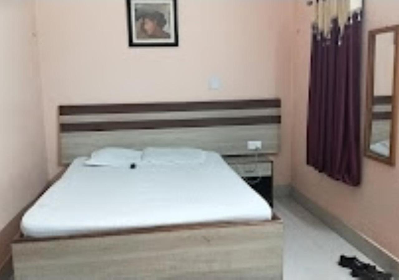 Vijieya Hotel Bihar Saharsa エクステリア 写真