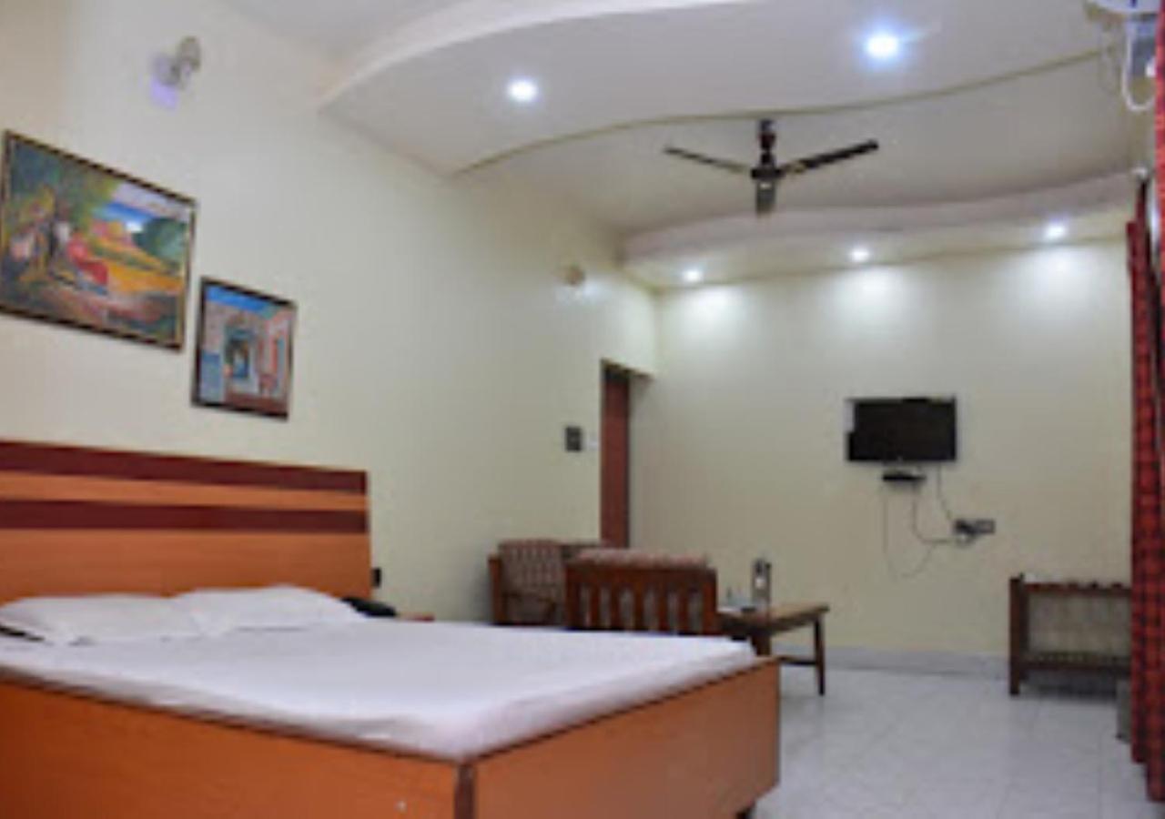 Vijieya Hotel Bihar Saharsa エクステリア 写真