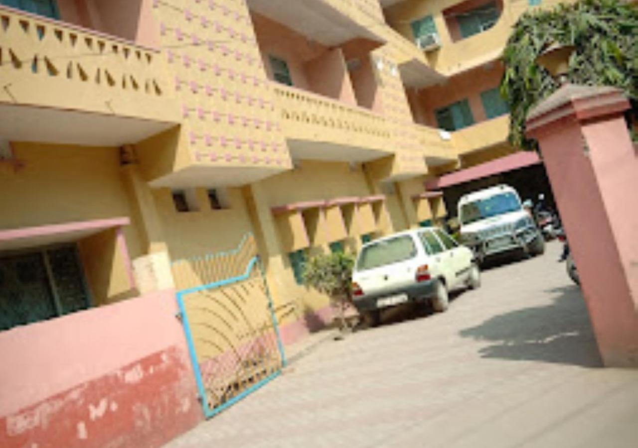 Vijieya Hotel Bihar Saharsa エクステリア 写真